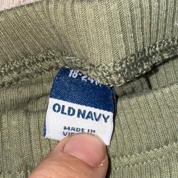 Old Navy Kids Ribbed Leggings in Olive - Picture 2 of 2